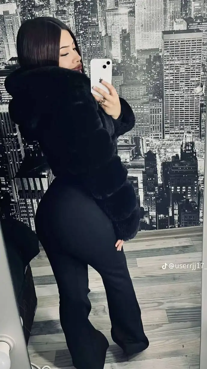 ai character: Melissa background