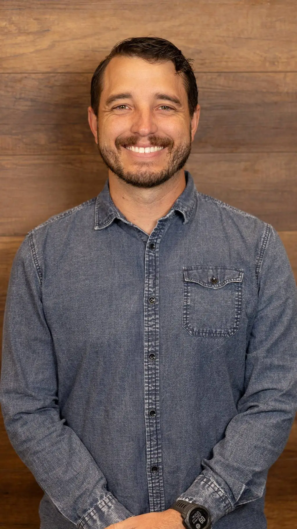 ai character: Josh Clark! 🟡 background