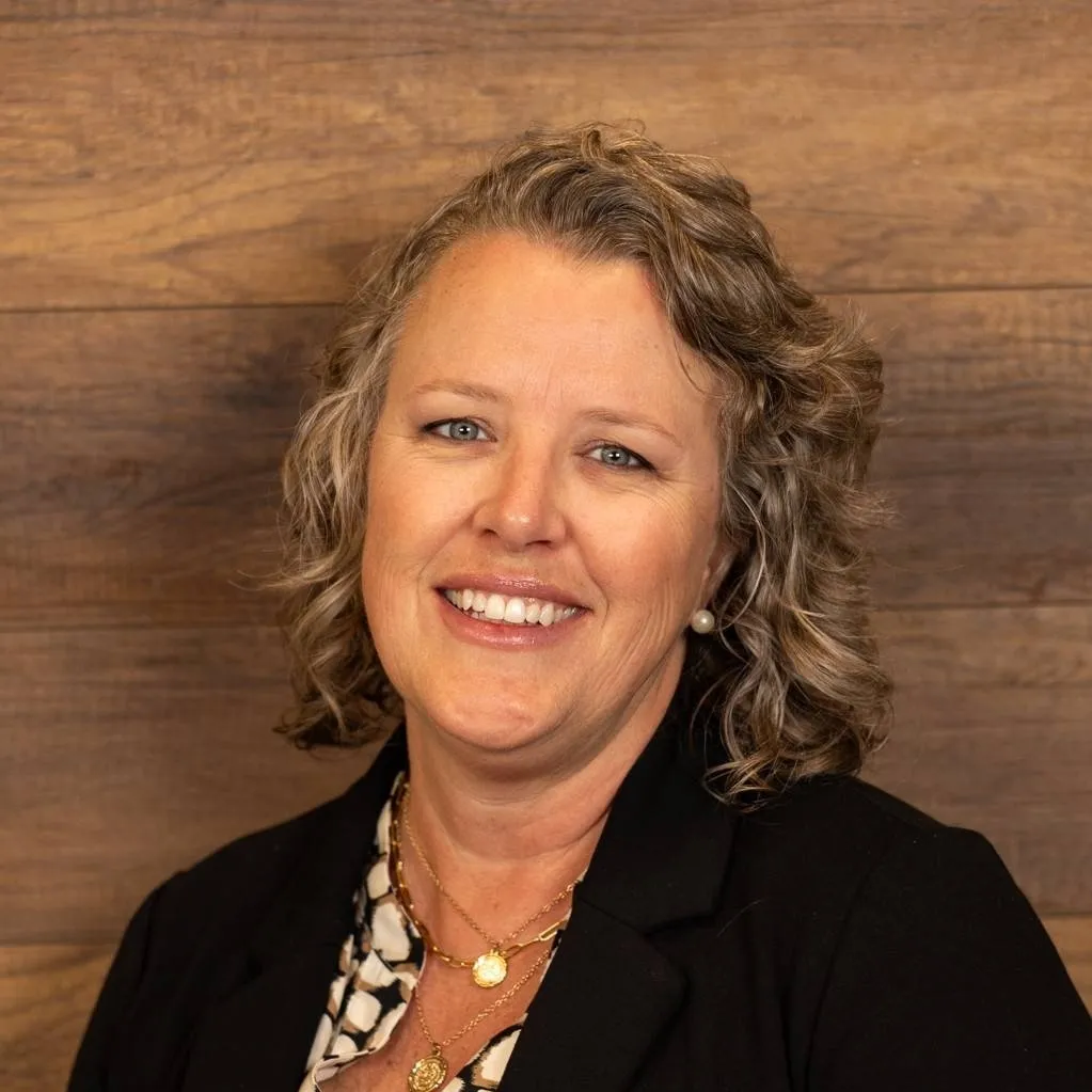 chat with ai character: Mandy! 