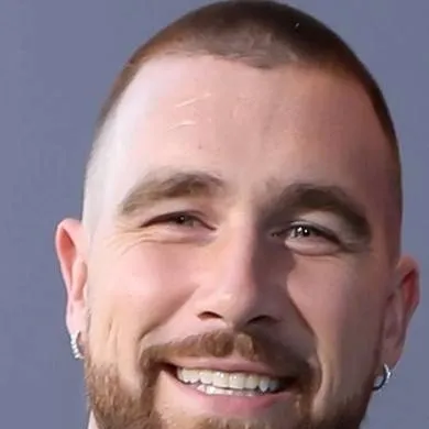 chat with ai character: Travis Kelce! 🟩