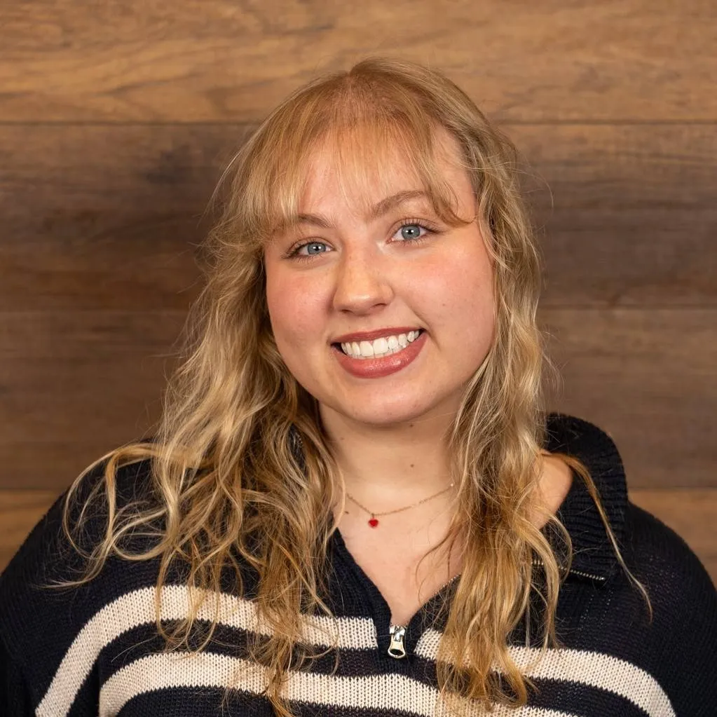 chat with ai character: Nadia Getman!