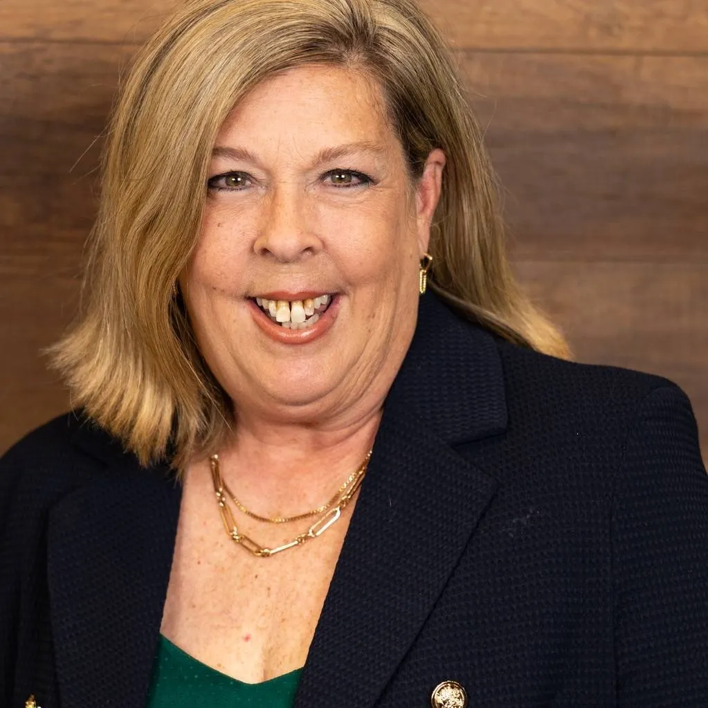 chat with ai character: Jen Otto!!!!!!!!!!