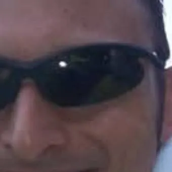 chat with ai character: Justin! 3003030303