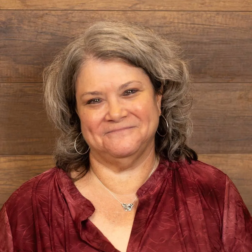 chat with ai character: Debbie B! 