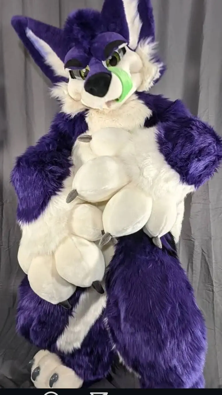 ai character: big paws background