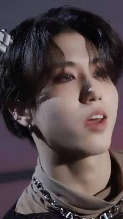 ai character: Hannie background