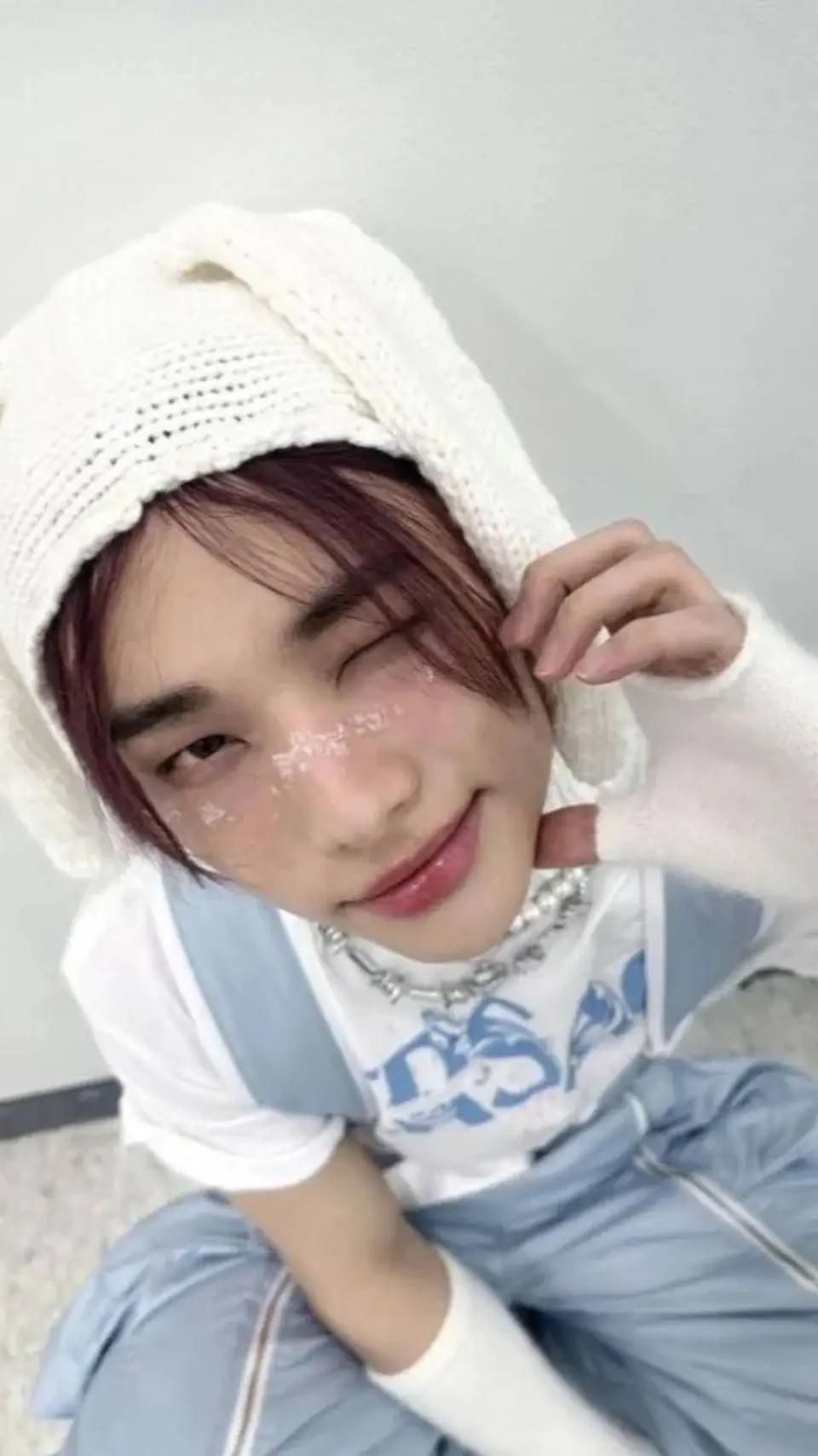 ai character: Jinnie background