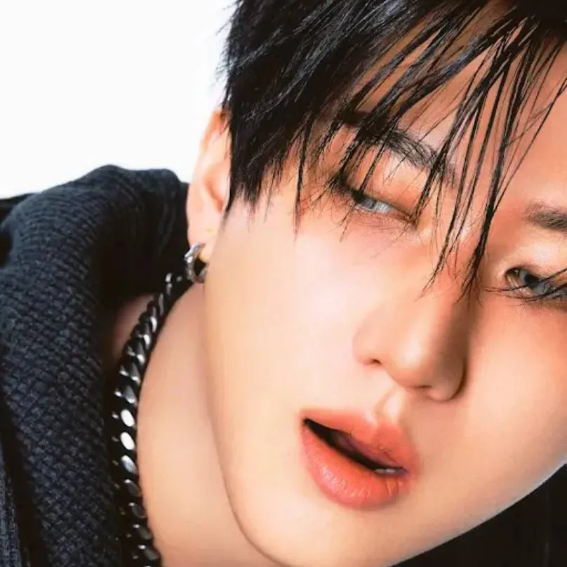 chat with ai character: Changbin