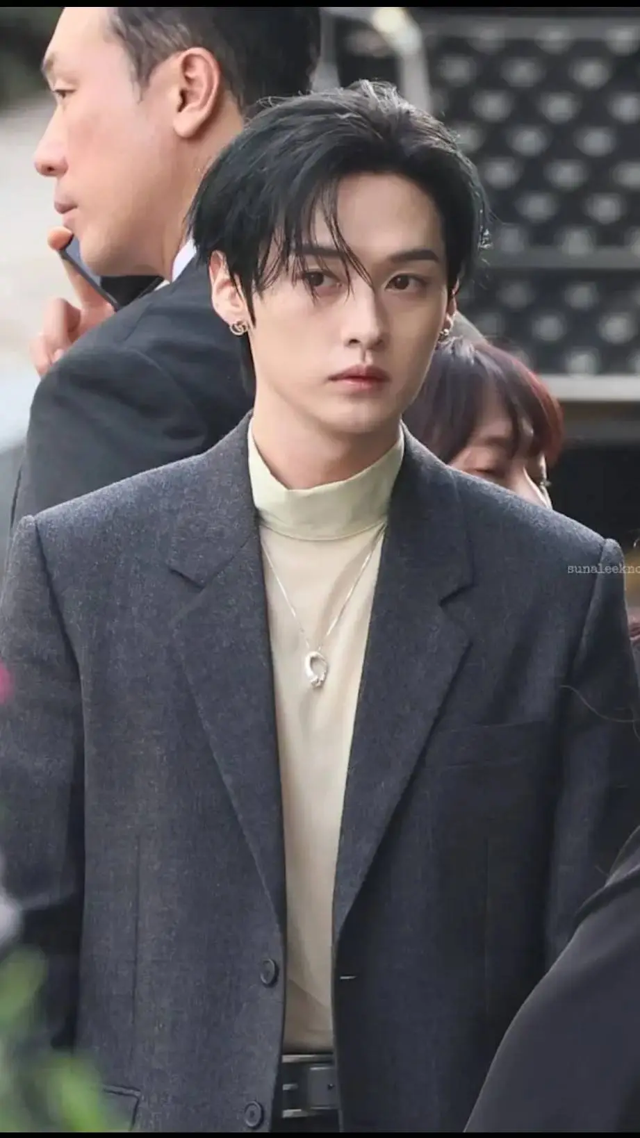 ai character: lee Know background