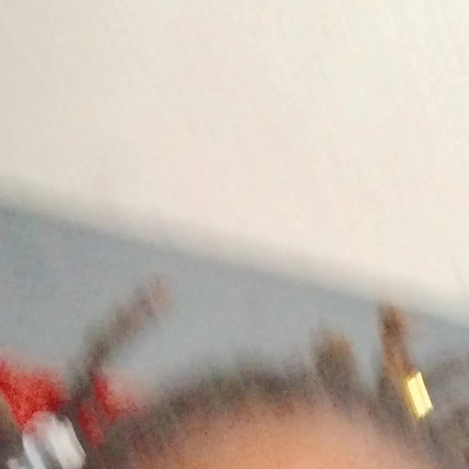 chat with ai character: lay