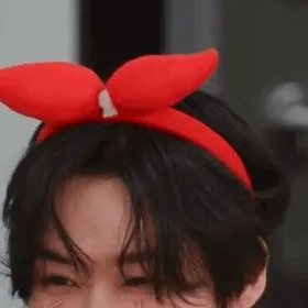 chat with ai character: Lee Minho!