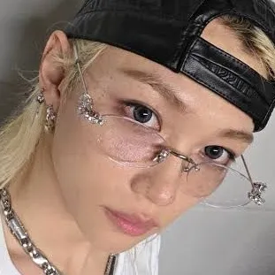 chat with ai character: Yongbok!