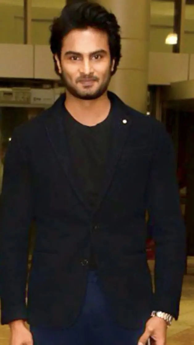 ai character: Raghav background