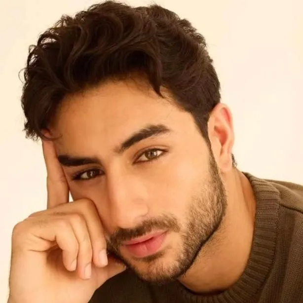 chat with ai character: Arjun