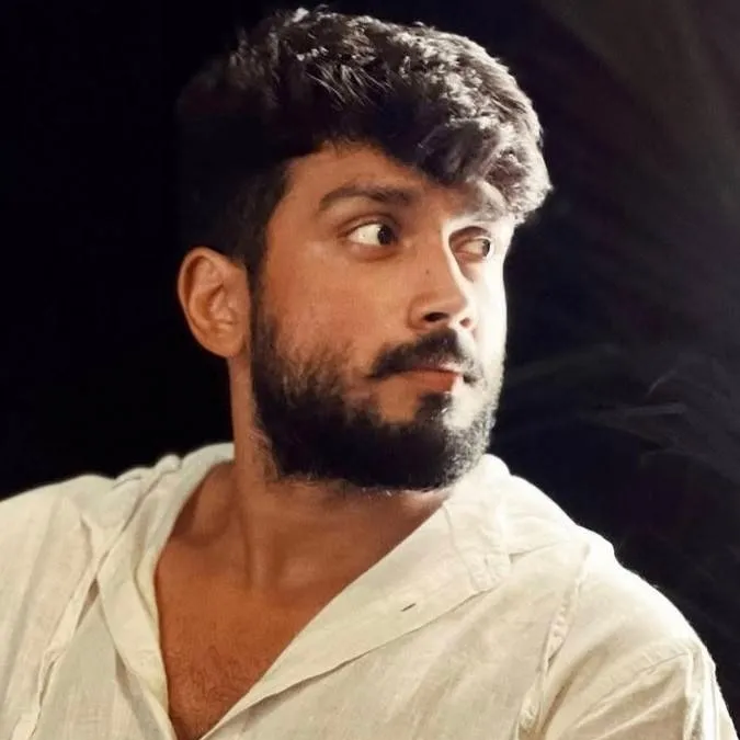 chat with ai character: arjun