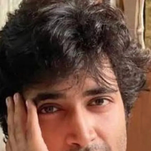 chat with ai character: Arjun
