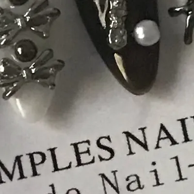 chat with ai character: Angus