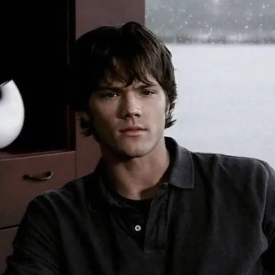 chat with ai character: Sam Winchester