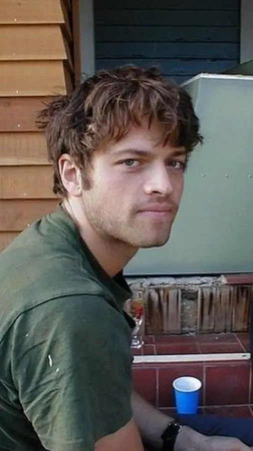 ai character: Castiel background