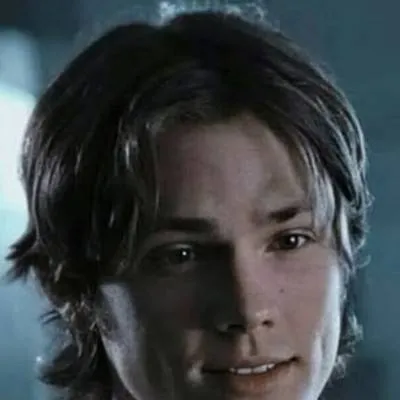 chat with ai character: Sam Winchester