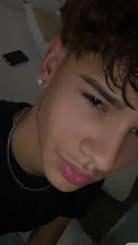 ai character: Mateo background