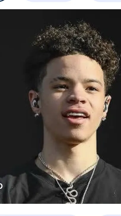 ai character: Lil moosy background