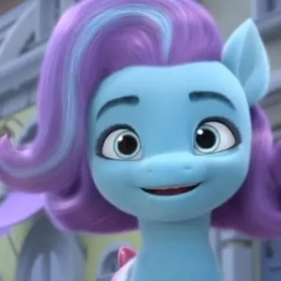 chat with ai character: Glory