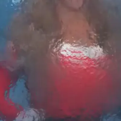 chat with ai character: MARIAH CAREY😨😱