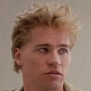 chat with ai character: Chris knight 