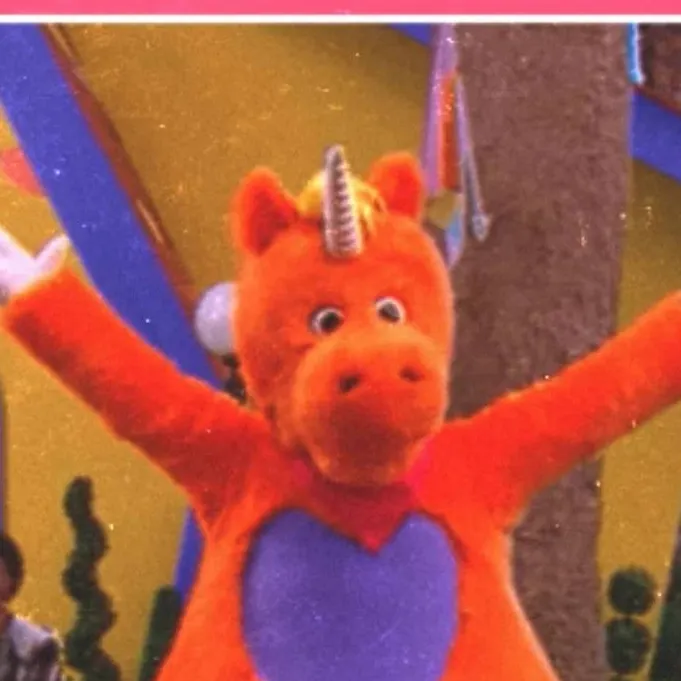 chat with ai character: buddy the unicorn 
