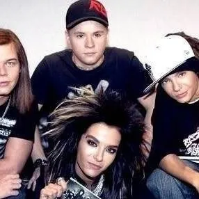 chat with ai character: Tokio Hotel