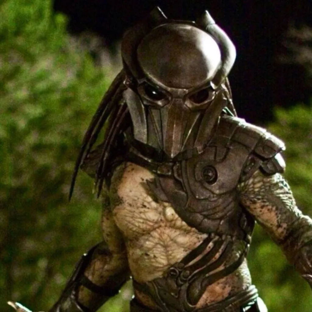 chat with ai character: predators 