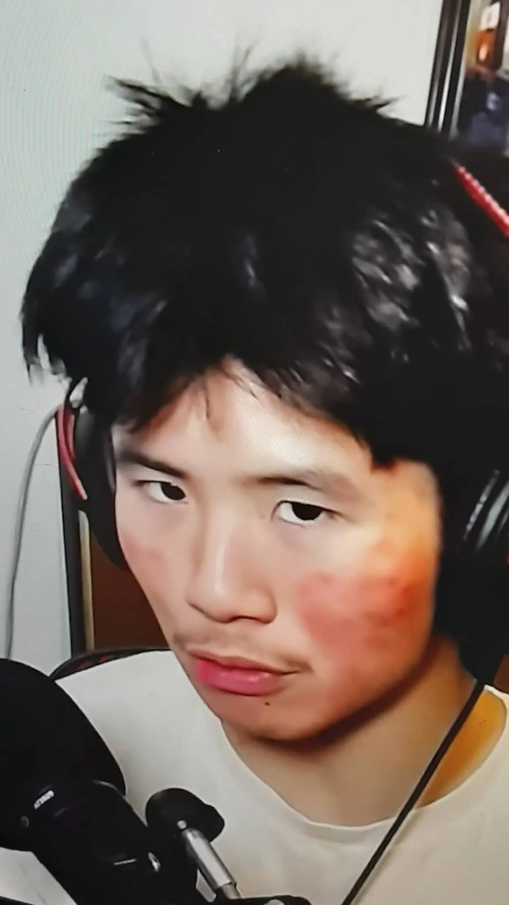 ai character: C daily background