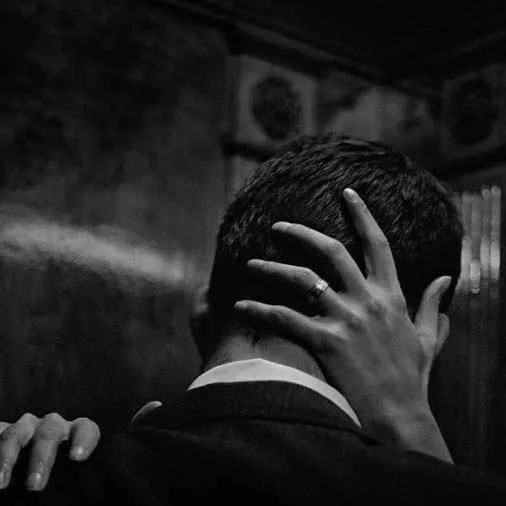 chat with ai character: Unsupervised 