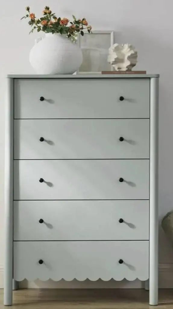 ai character: h background