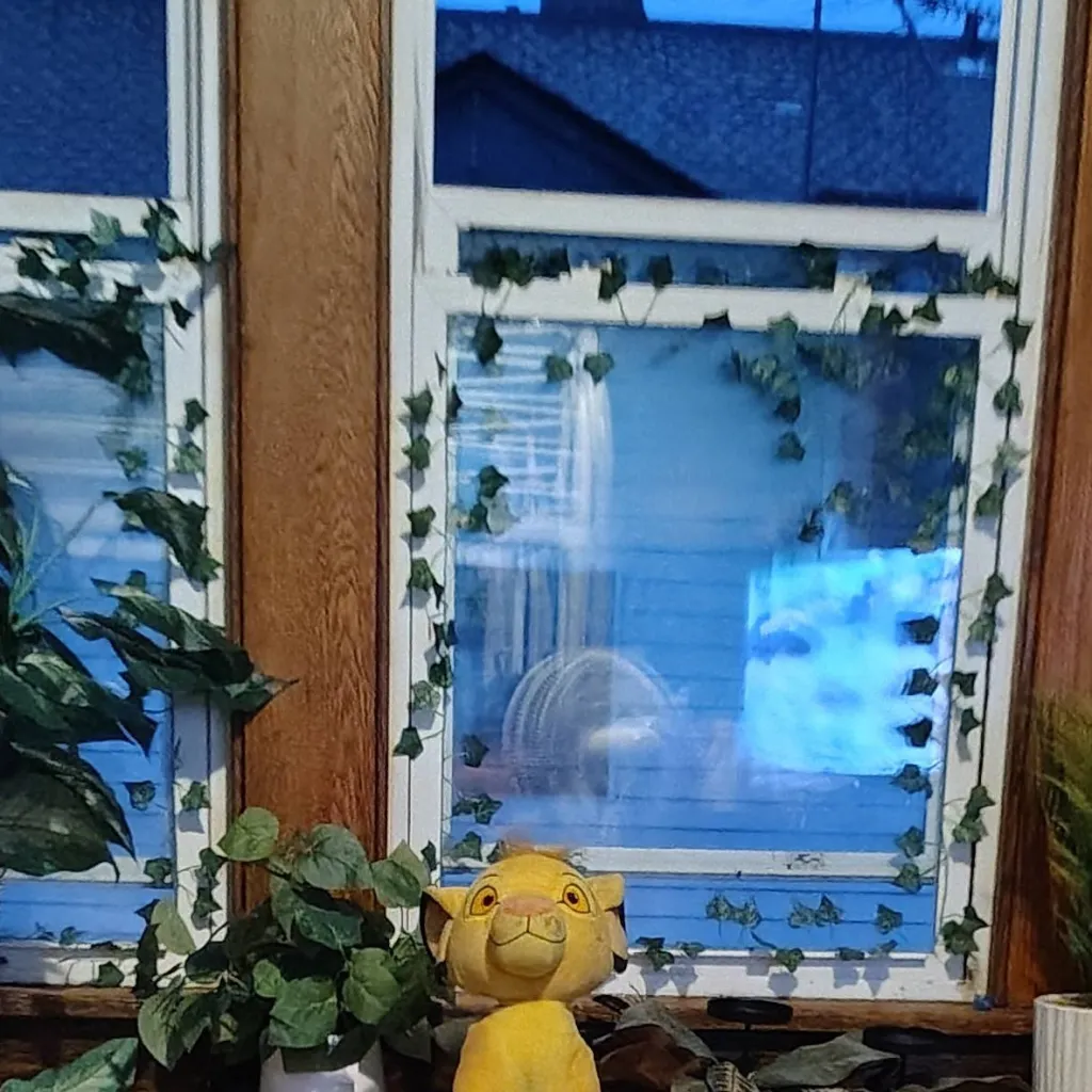 chat with ai character: Clayton's Friends