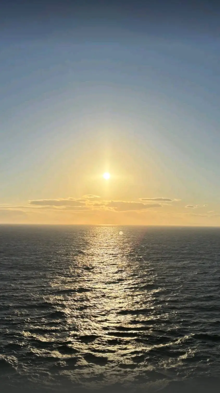 ai character: stranded background