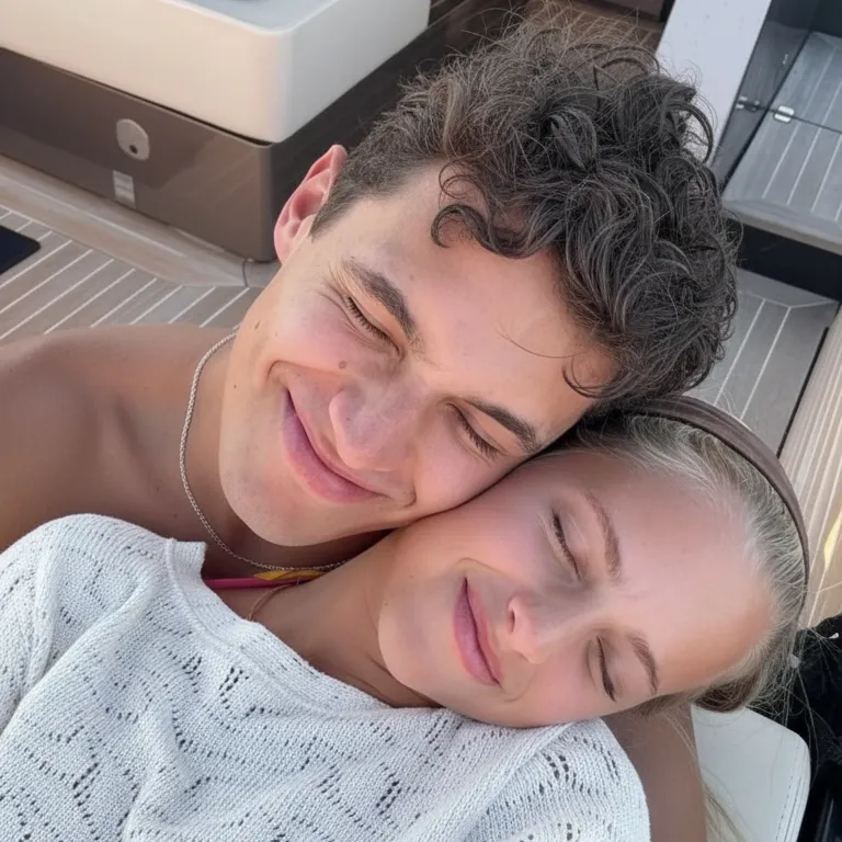 chat with ai character:  Magui Corceiro