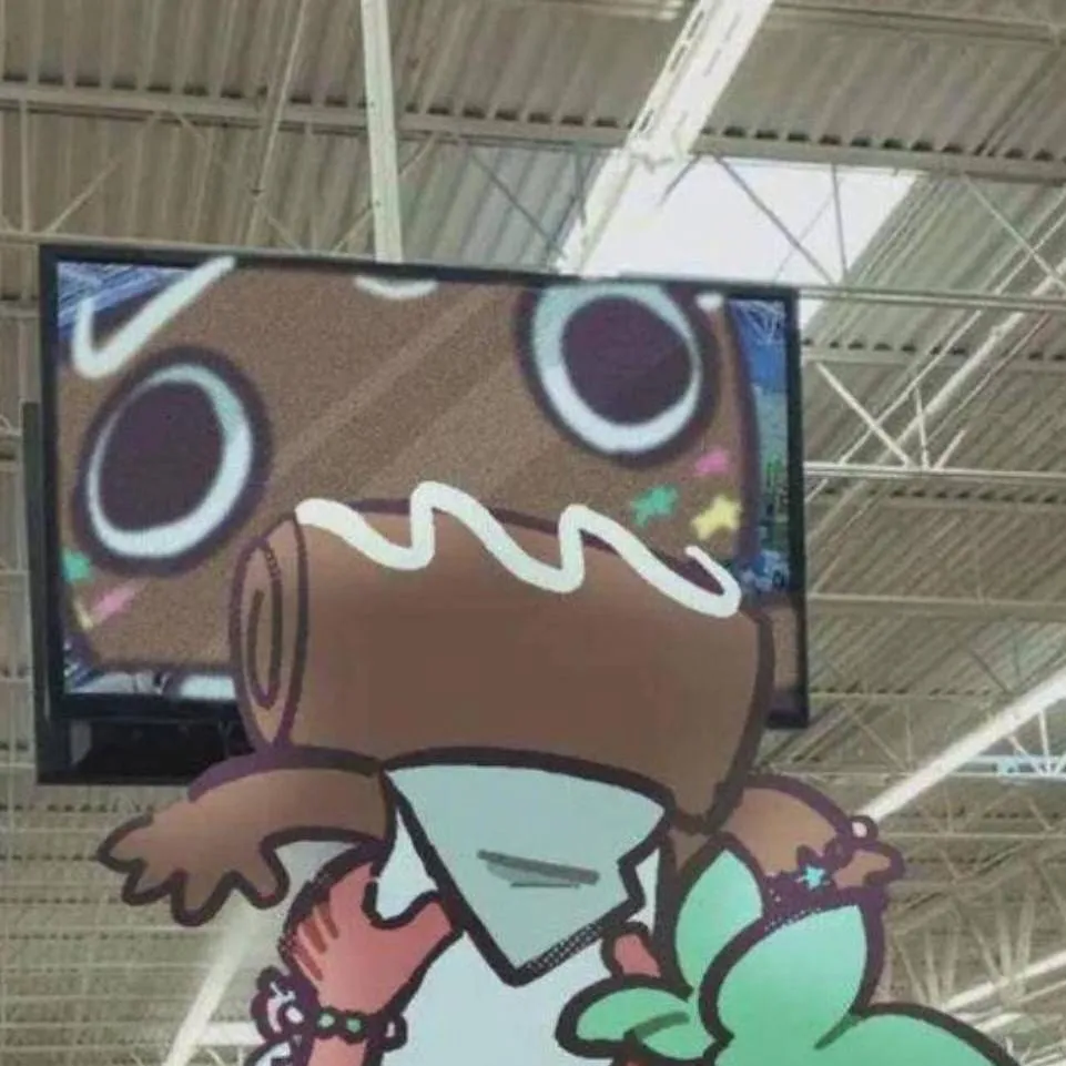 chat with ai character: fruitcake