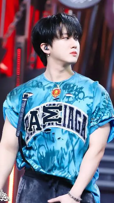 ai character: Changbin🐷🐰 background