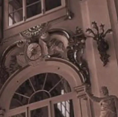 chat with ai character: Tua