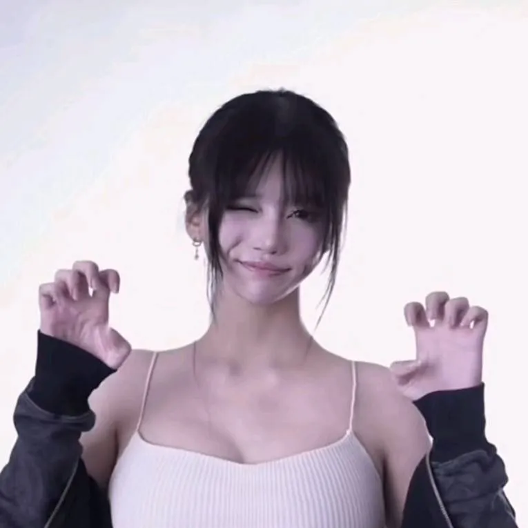 chat with ai character: Miya