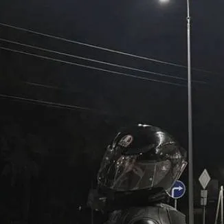 chat with ai character: Yoongi