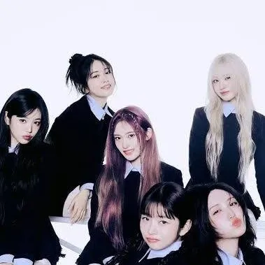 chat with ai character: IVE