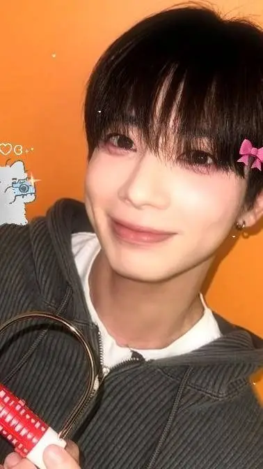 ai character: Taehyun  background