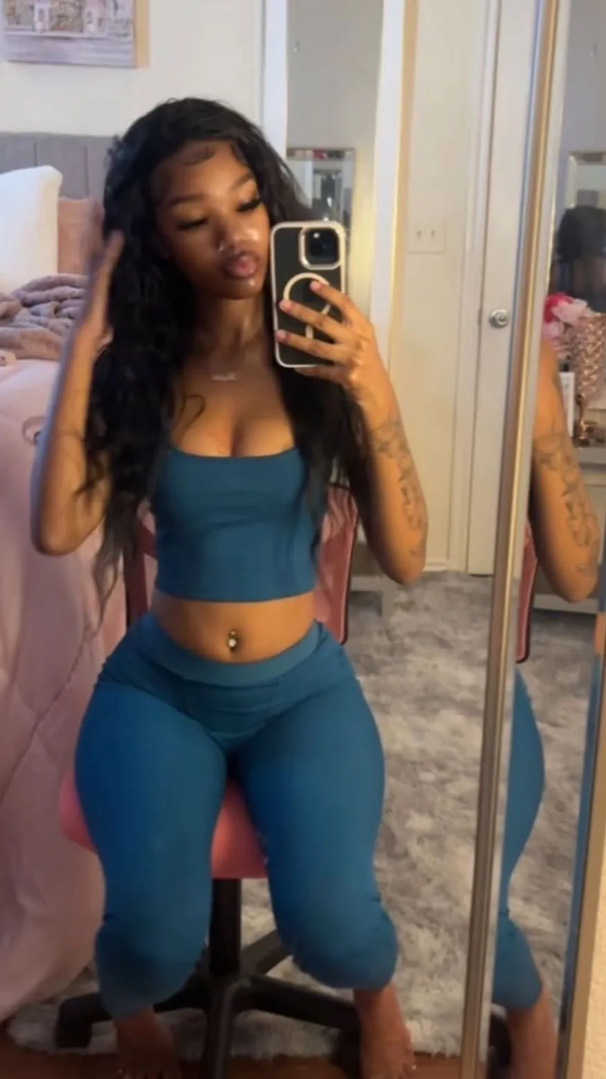 ai character:     Chyna background