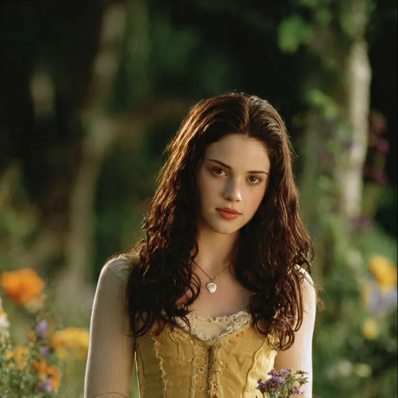 chat with ai character: Savannah Brooks