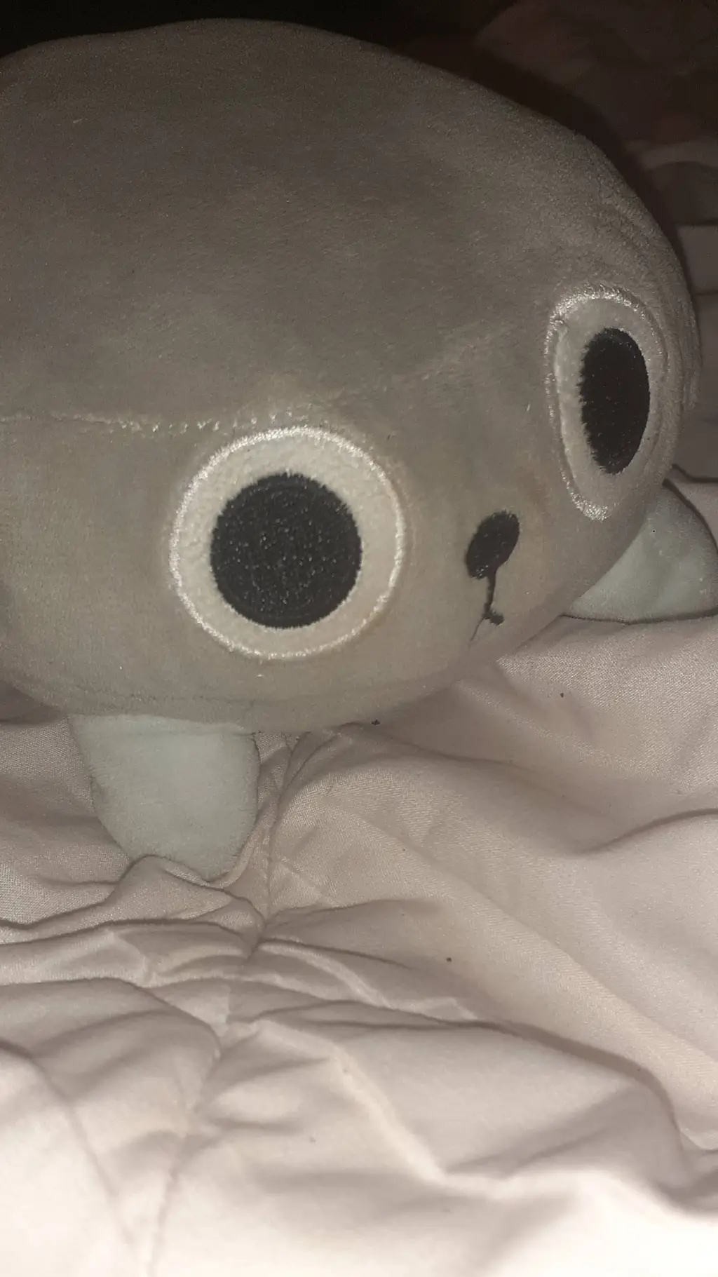 ai character: pebble background