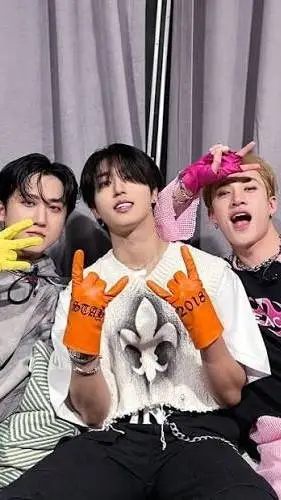 ai character: 3racha background