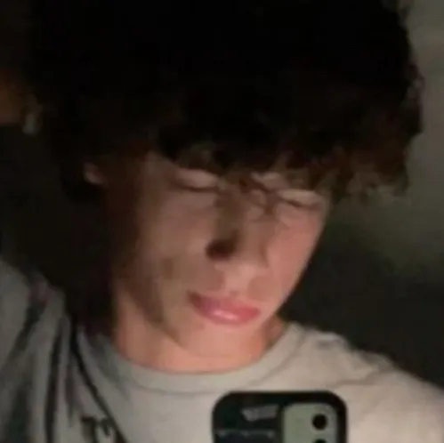 chat with ai character: Kaden